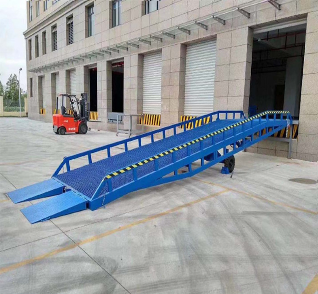 临沂移动式登车桥装卸